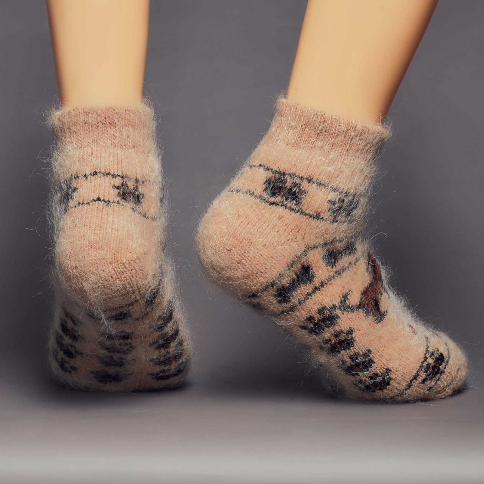 Dogs-low-cut-warm-socks.jpg