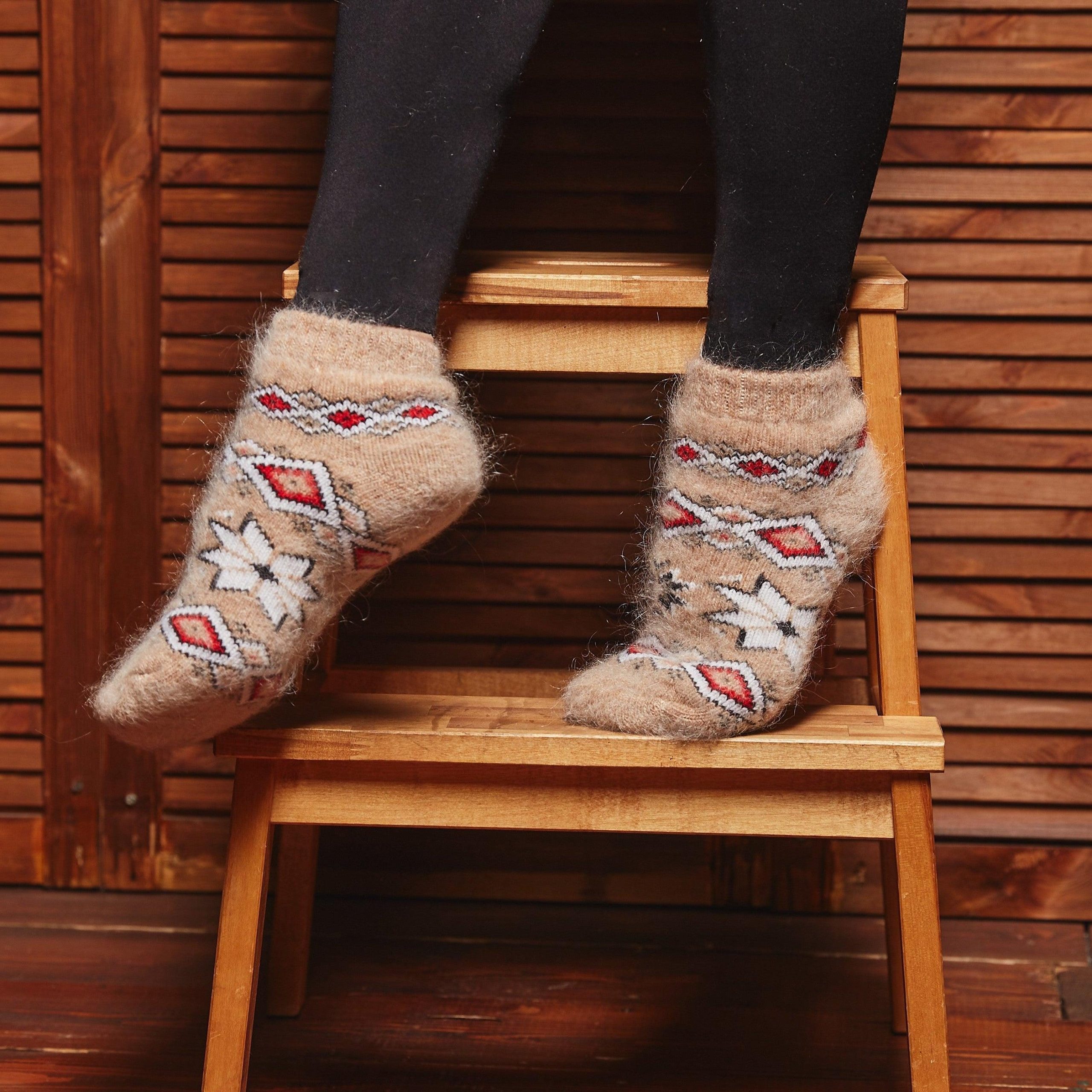 Home-beige-warm-wool-socks.jpg