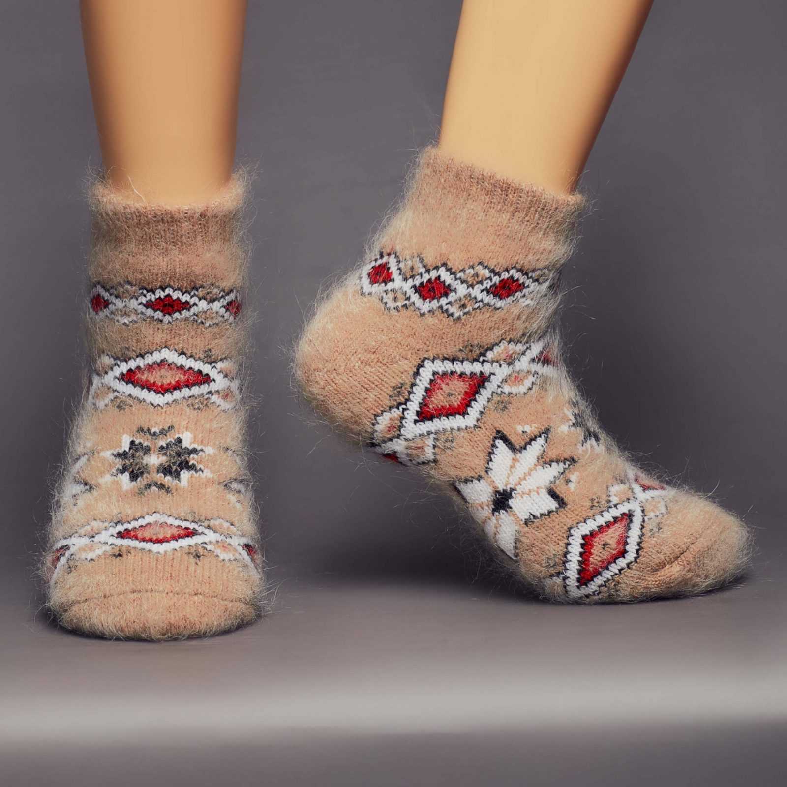 Western-style-low-cut-socks.jpg