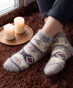 Women's Cozy Romance Goat Wool Low-Cut Socks