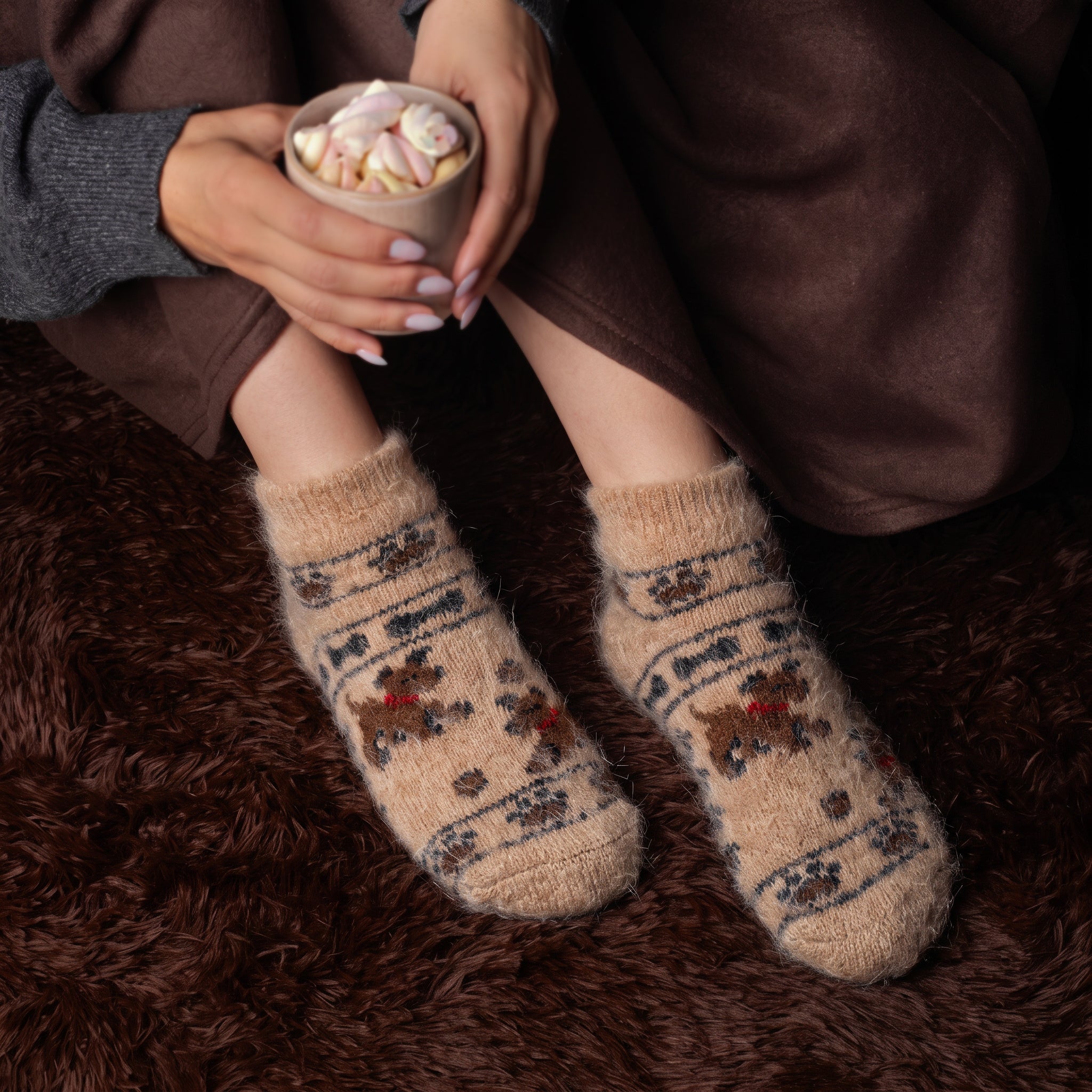 puppy-love-goat-wool-lifestyle-1.jpg