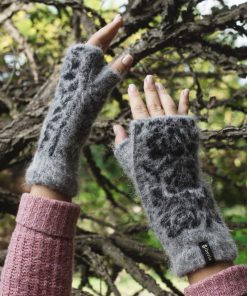 Women's Midnight Bloom Goat Wool Fingerless Gloves