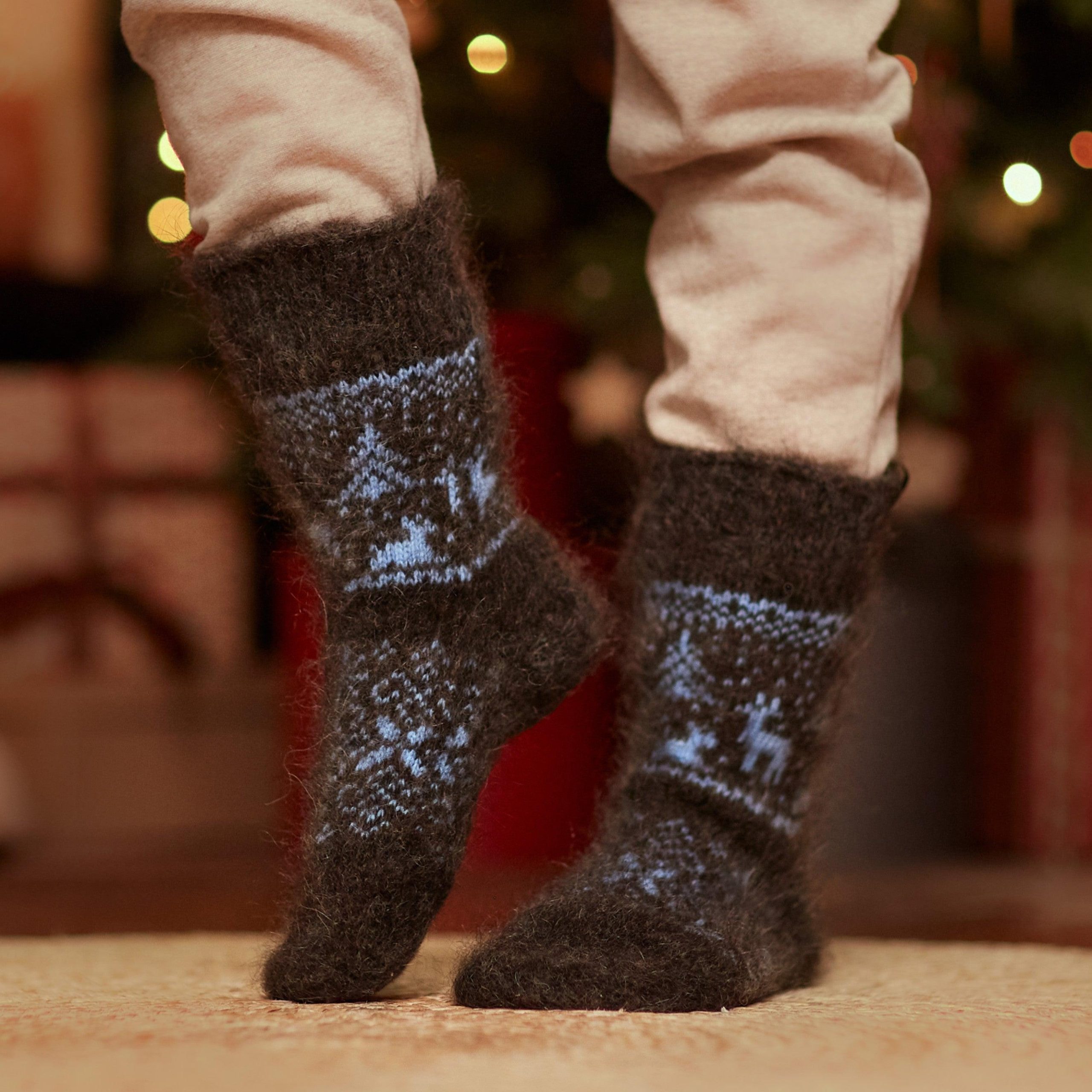 sm-image-4674e8607279b702ffbb5b12 Unisex Alpine Night Non-Binding Goat Wool Crew Socks