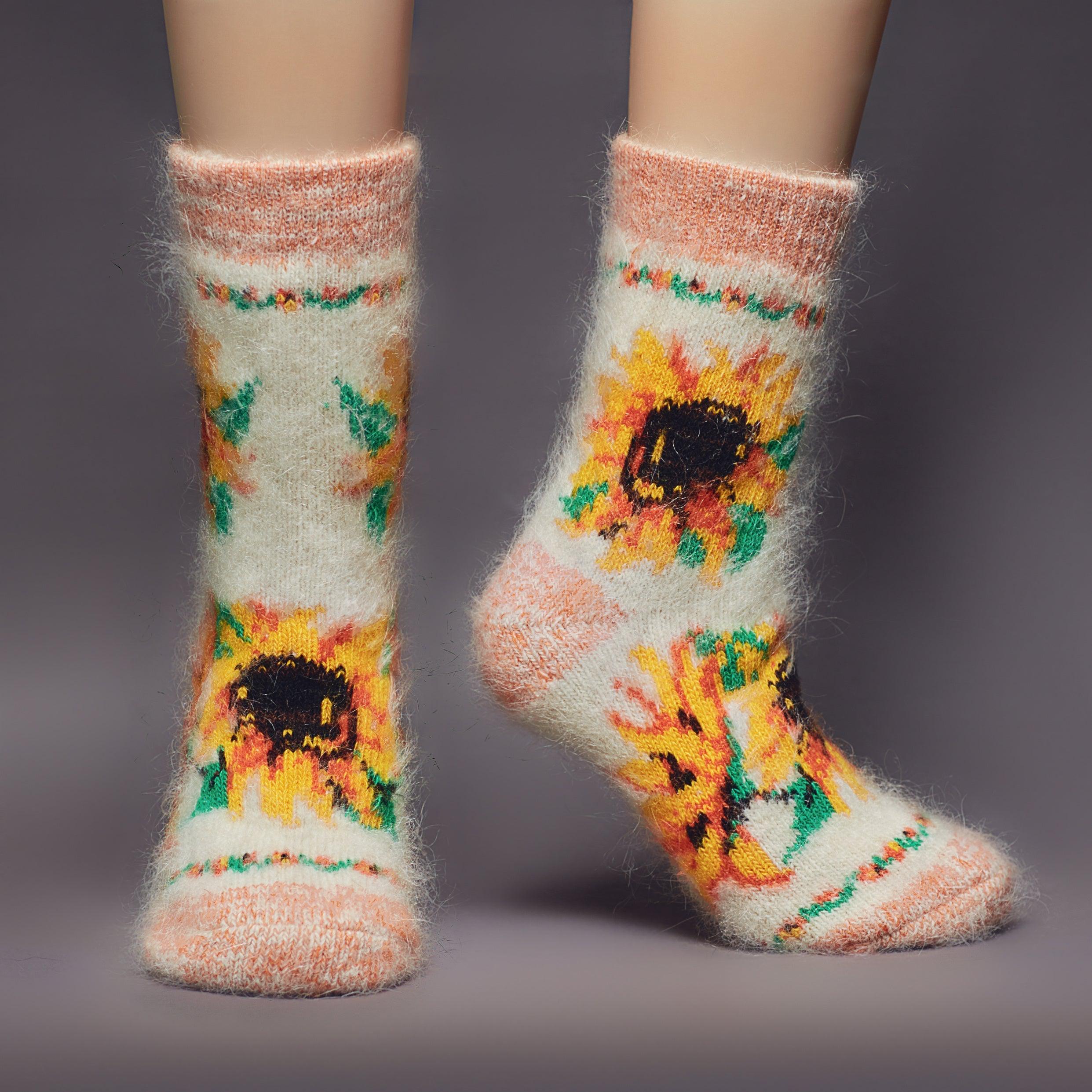 sm-image-58f05fa6b506258cc90a4f77 Women's Winter Sunshine Thick Goat Wool Crew Socks