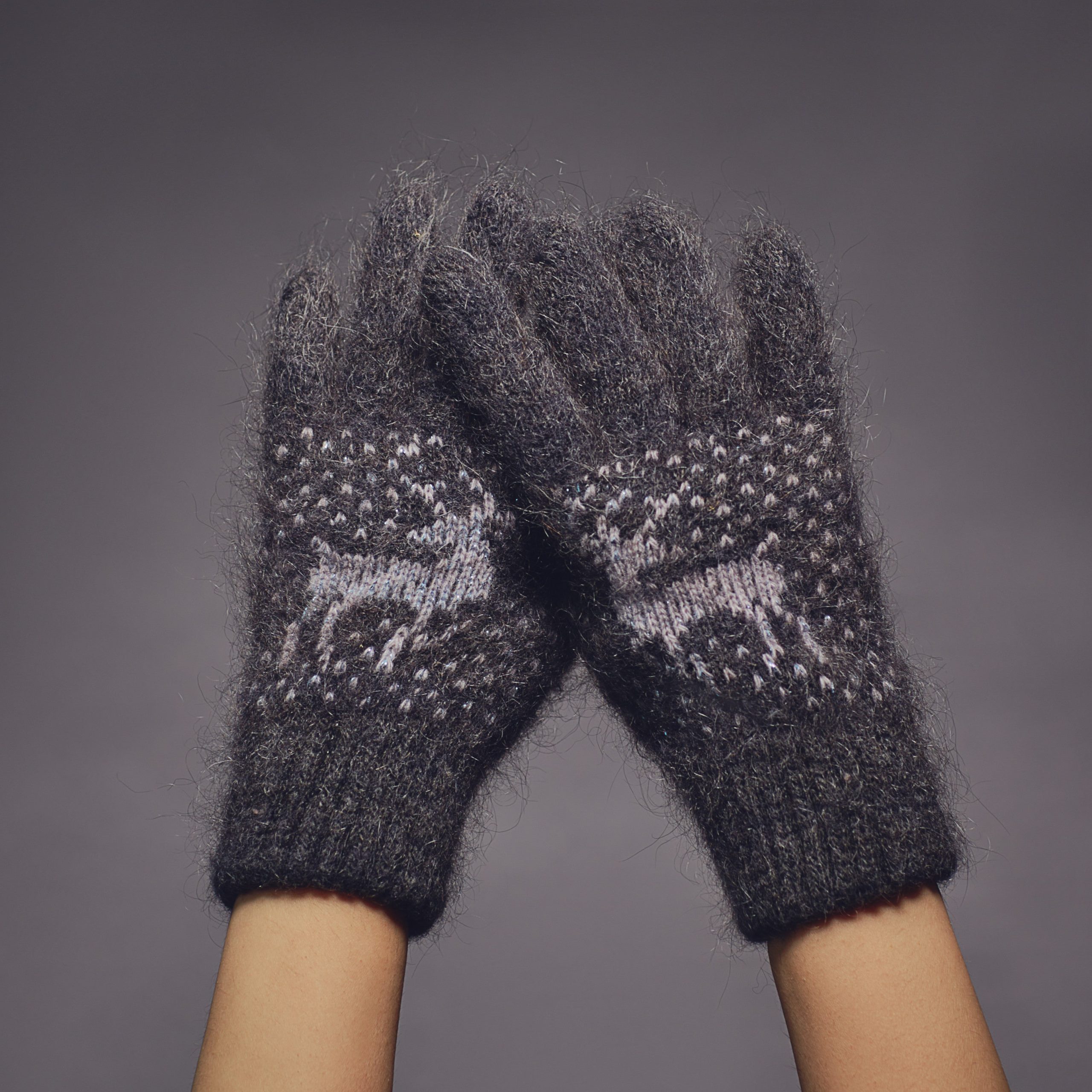 sm-image-6e9f9882446ed012979c0868 Women's Snow Stag Goat Wool Gloves