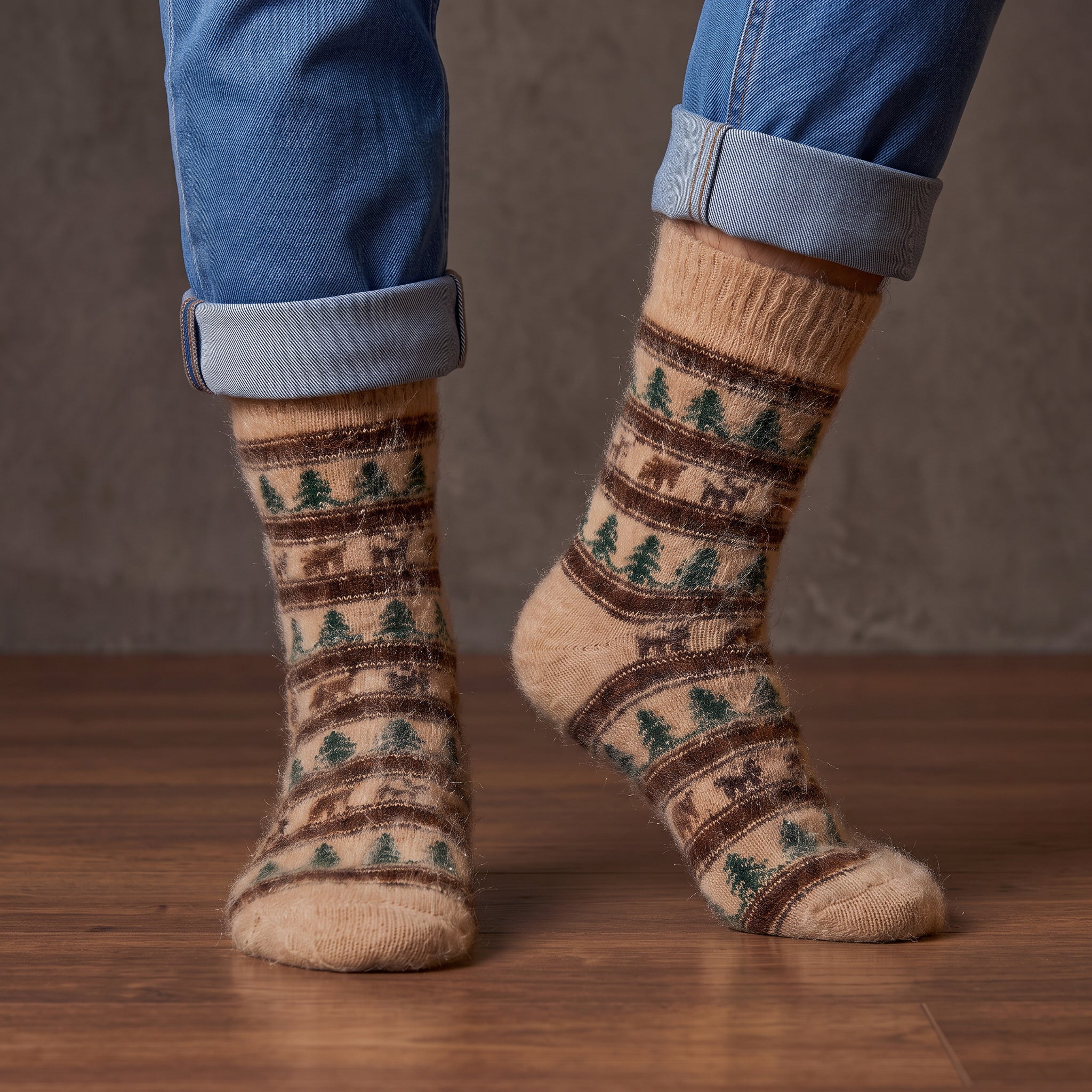 sm-image-6f07a475dd4f0a43036f087b Men's Nordic Forest Goat Wool Crew Socks