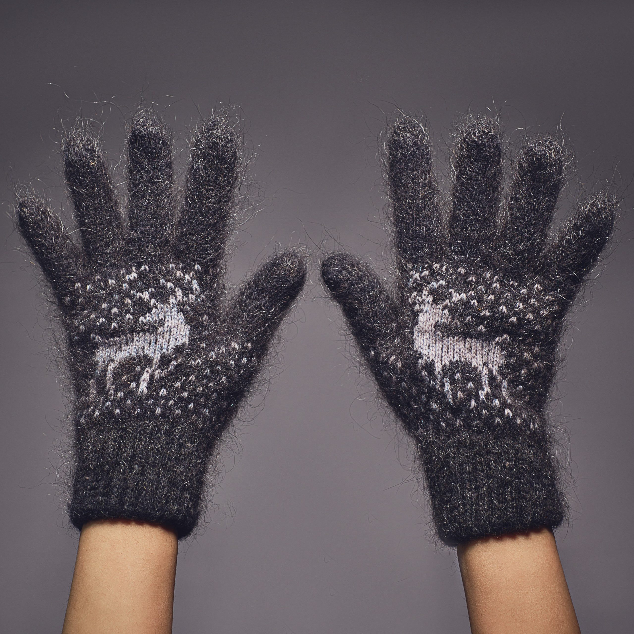 sm-image-9615de799b1d5d07c2077696 Women's Snow Stag Goat Wool Gloves