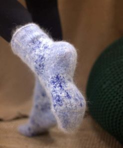 Women's Crystal Snow Thick Non-Binding Goat Wool Crew Socks